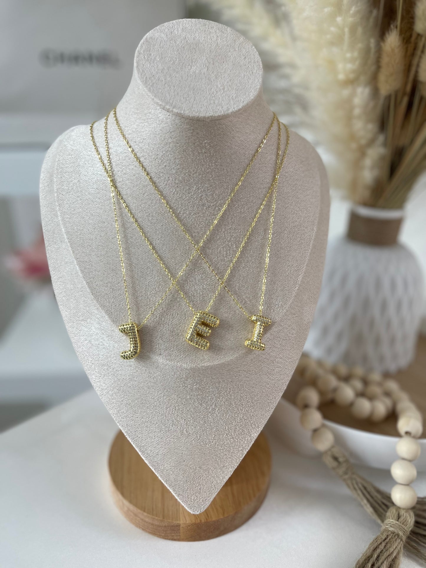 Inicial necklace