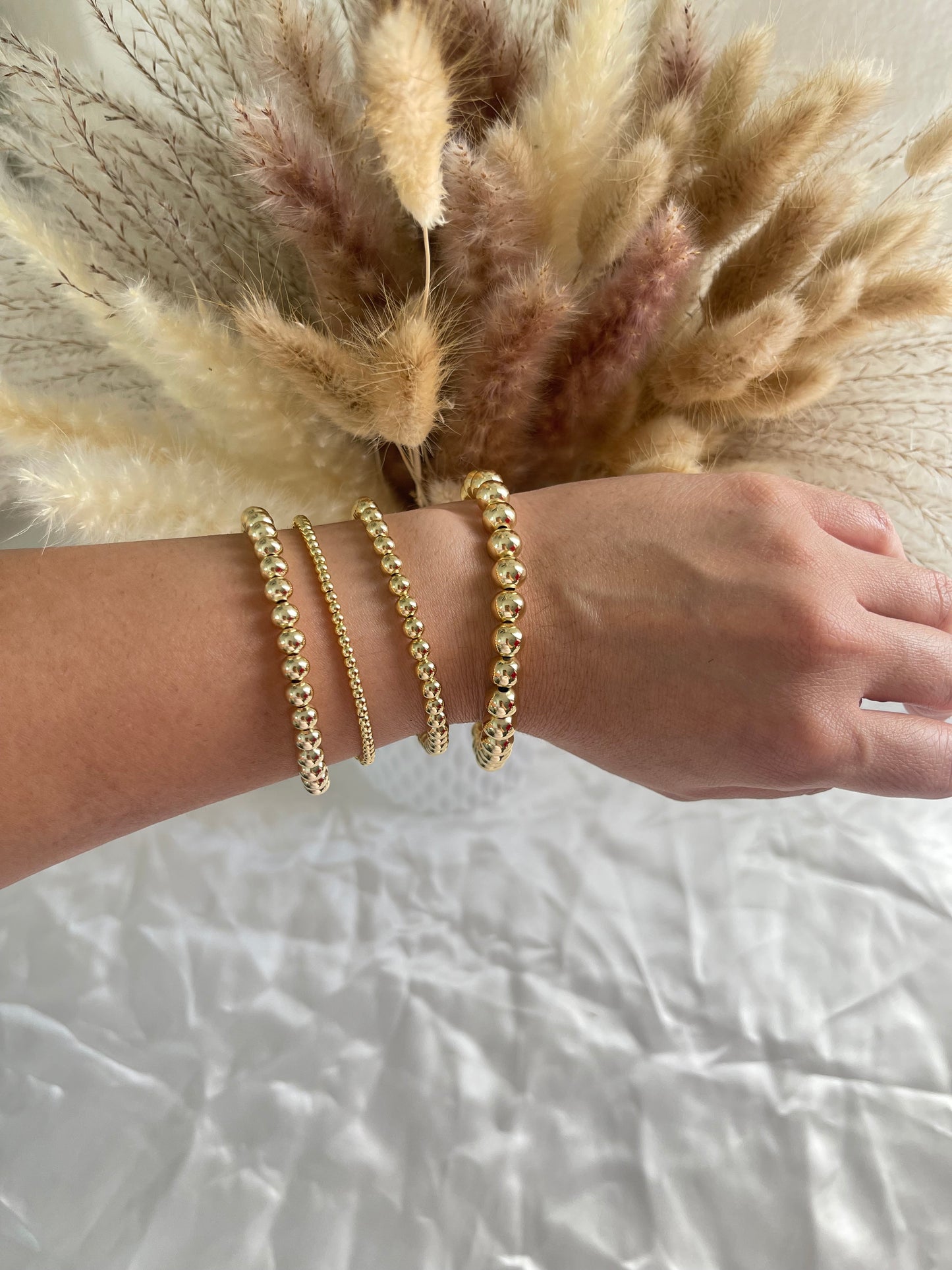 Amina gold bracelet