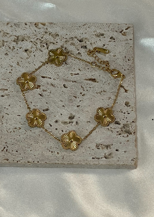 Clover bracelet gold