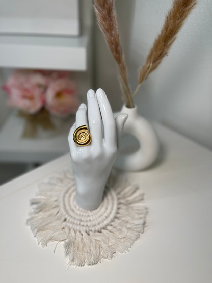Seashell ring