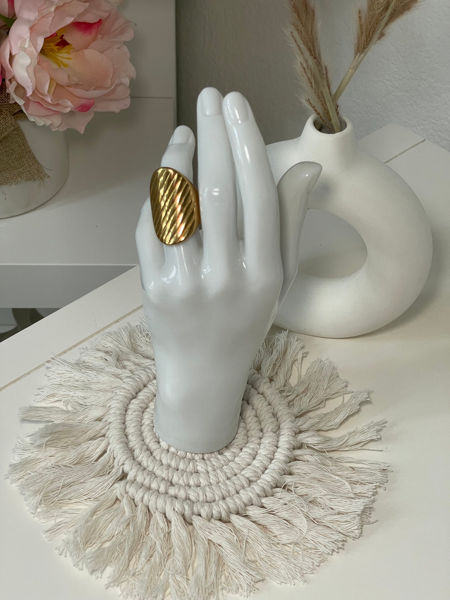 Alma ring